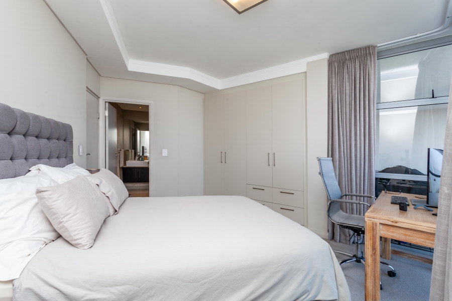2 Bedroom Property for Sale in Camps Bay Western Cape